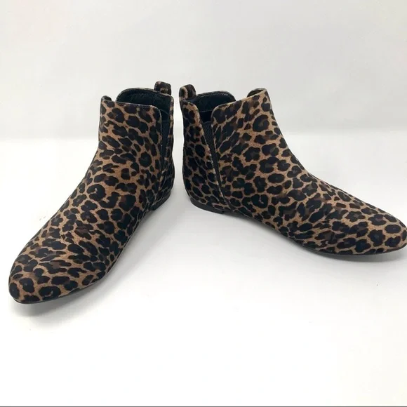 Born Remo Brown and Black Leopard Animal Print Fabric Pixie Booties Size 6 - Picture 5 of 10
